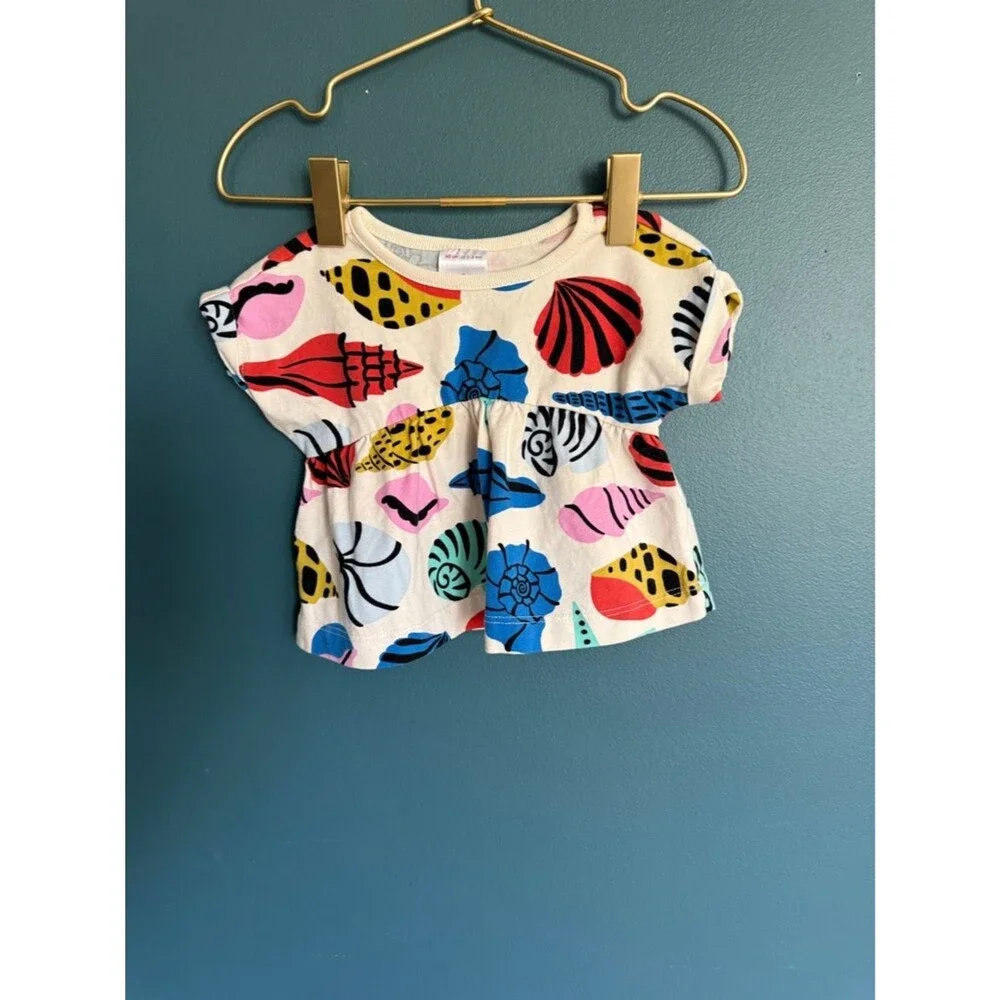 Hanna Andersson Cream Shell-Print Short Sleeve Top with Multicolor Shells